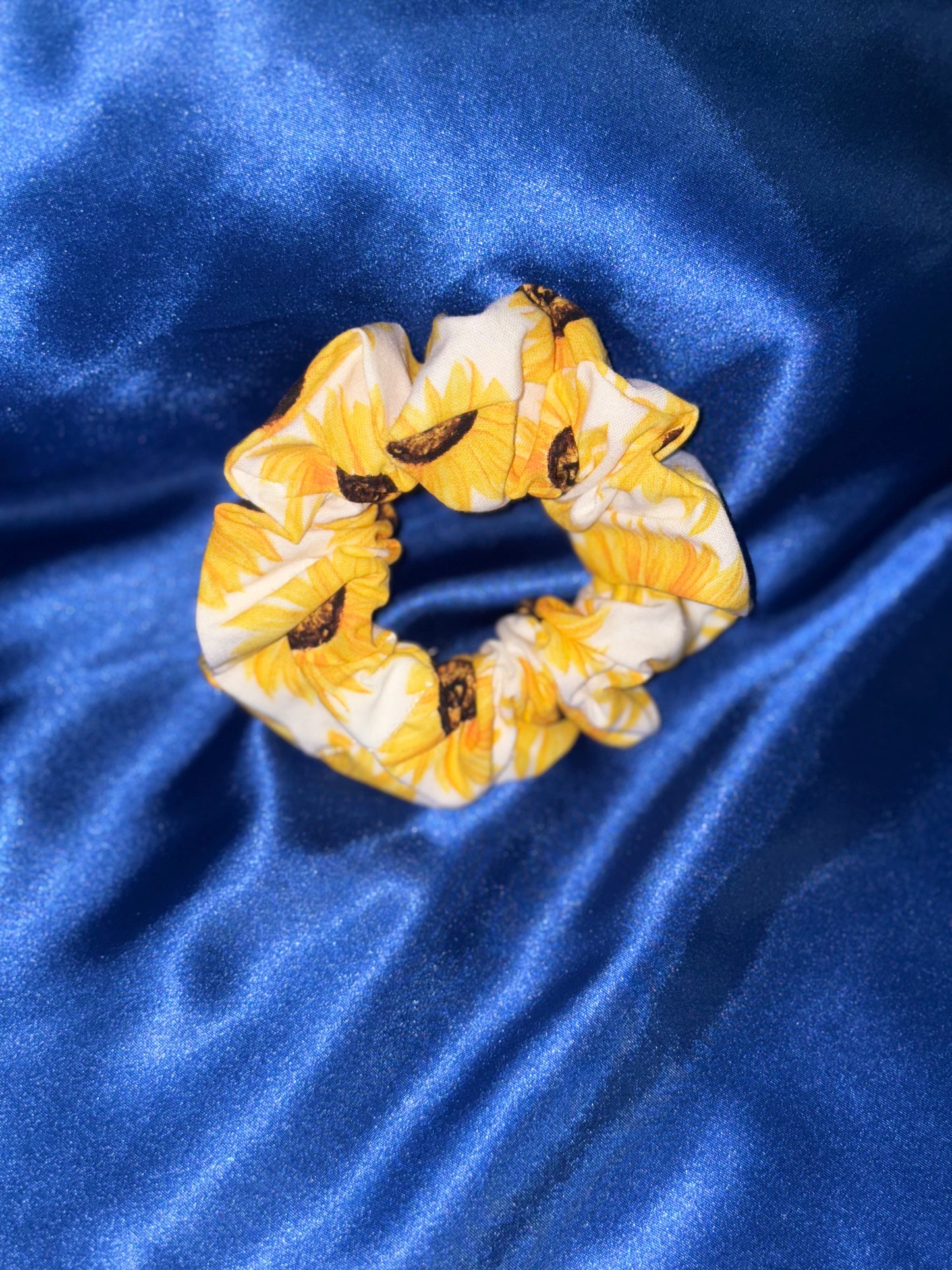 Pick me Sunflower Puff